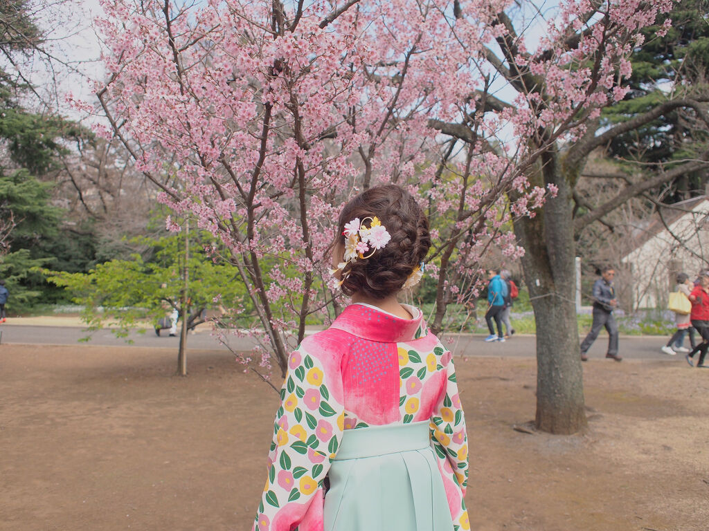 《振袖色別》久しぶりのみんなに会うから、気合いを。"一番可愛い"をGETする成人式メイクの画像