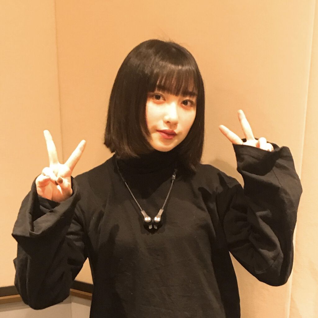現役女子高生アーティスト・吉田凛音さんの愛用コスメが知りたい! の画像