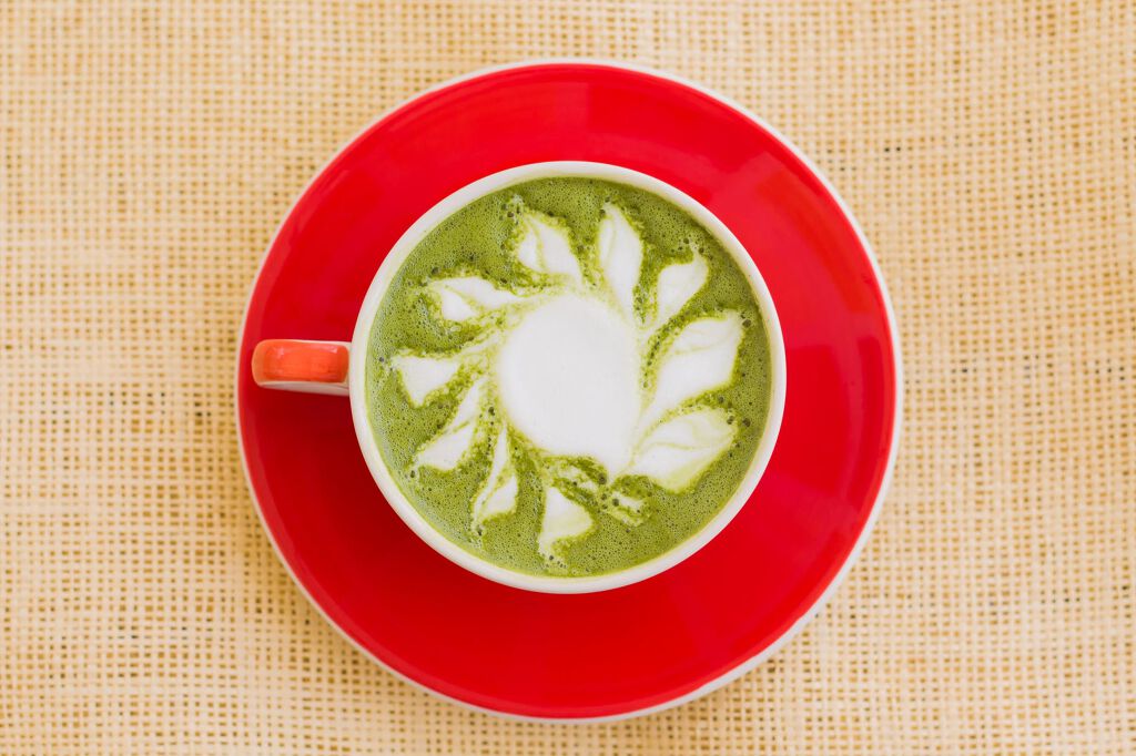 「奇抜に見えて実は優秀!イマドキ抹茶色アイシャドウ集めました」の画像(#70254)