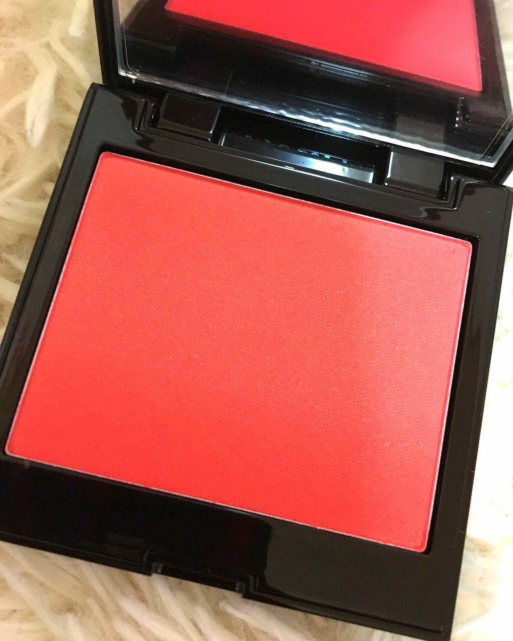 「『トマトカラー』をポイントメイクに取り入れませんか?」の画像(#75313)
