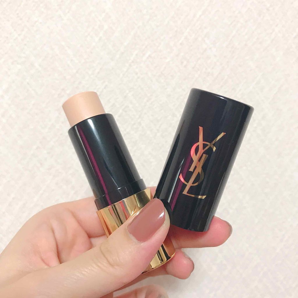 「密着力抜群で持ち運びにも便利♡スティックファンデーションがアツいって噂!」の画像(#76250)