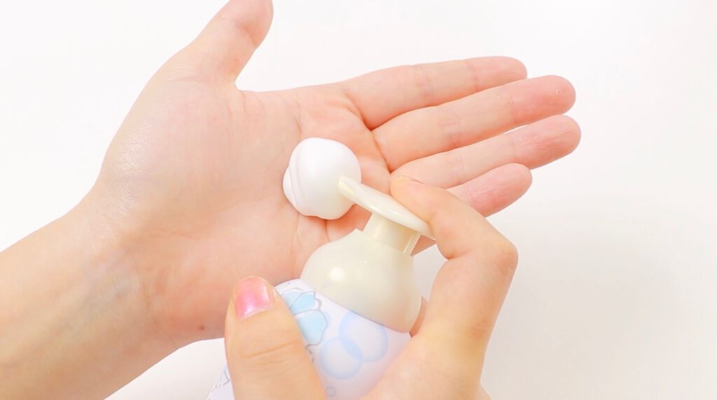 ビフェスタの泡洗顔シリーズから薬用タイプが登場!の画像