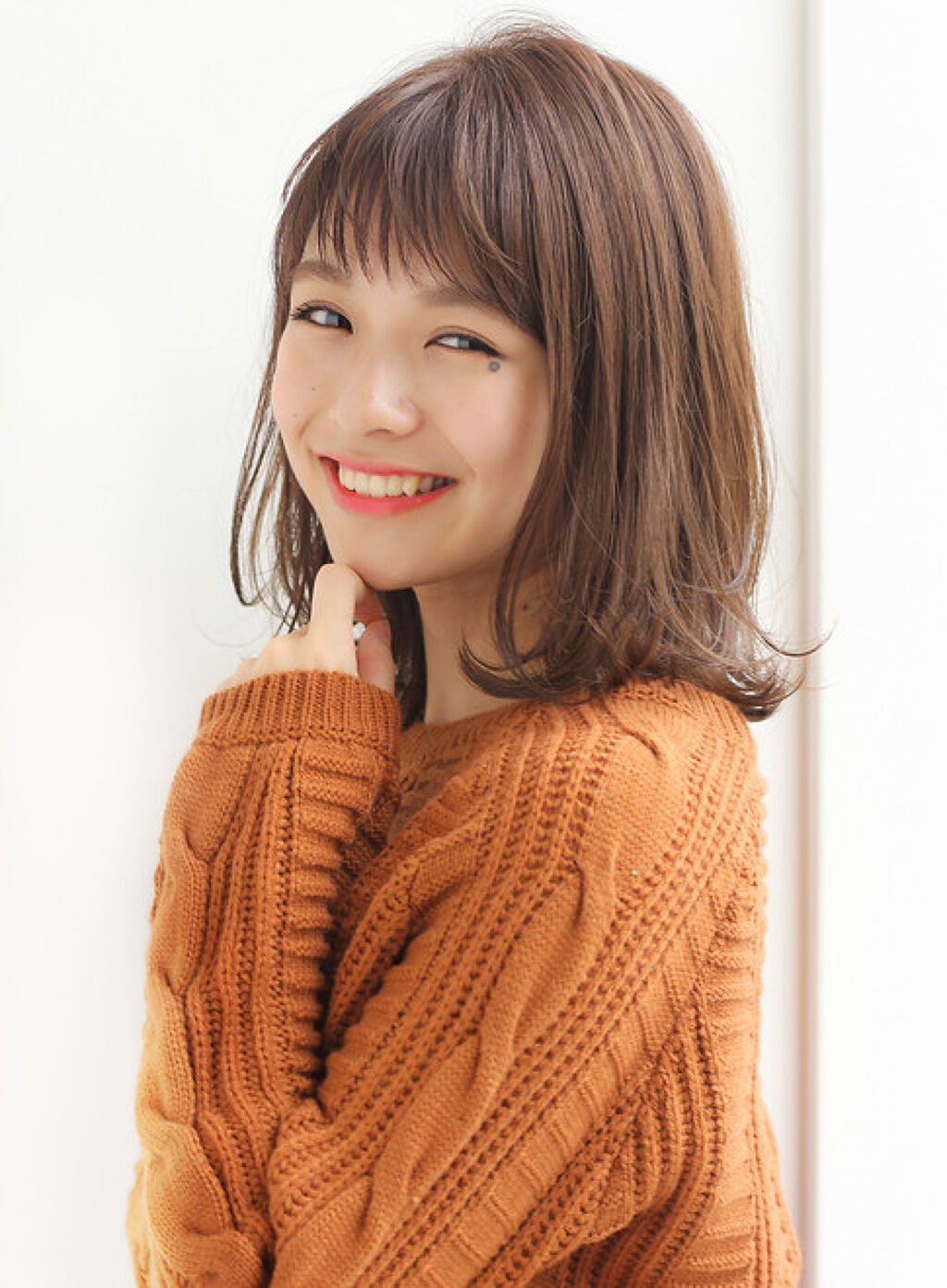 「【丸顔メイク講座】かわいいだけとは言わせない!丸顔さんのお悩み解決メイク術&おすすめコスメ」の画像(#94114)