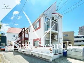 リベルタ野間大池 103 【福岡県西鉄バス    野間大池公園前  バス停 3分】 の外観写真