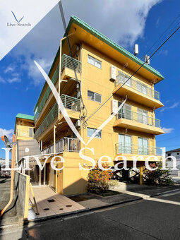 ラムール鈴蘭台南 301 【兵庫県鈴蘭台駅】 の外観写真