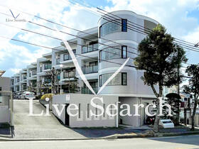 ガーデンハイツ桃山台弐番館 106 【兵庫県JR山陽本線「垂水」駅　山陽バス「桃山台3丁目」バス停】 の外観写真