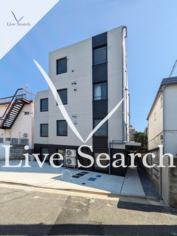 ラウレア三軒茶屋 102 【東京都若林駅】 の外観写真