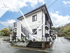 シャトル 102 【神奈川県金沢文庫】 の外観写真