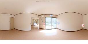 ペアホワイト 101 【神奈川県読売ランド前】 の外観写真