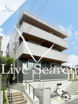 LAUREUS　KUGA（ローレウス陸） 102 【兵庫県山陽本線　垂水駅】 の外観写真