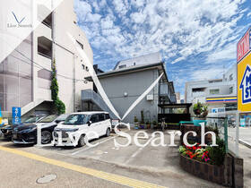 ロジュマン・コミユ　＊＊ 101 【福岡県西鉄平尾】 の外観写真