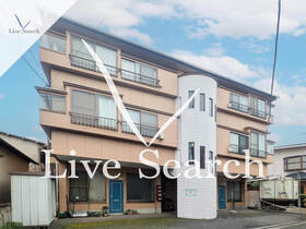 マンション東 102 【埼玉県鶴瀬駅】 の外観写真