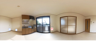 カロンアイリス 201 【埼玉県京浜東北・根岸線　大宮駅　バス所要時間9分　青葉園バス停　徒歩2分】 の外観写真