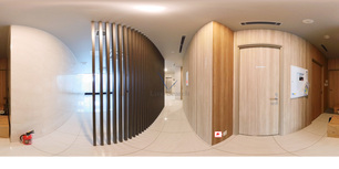 芦花公園駅前ビル 1F 【東京都芦花公園駅】 の外観写真