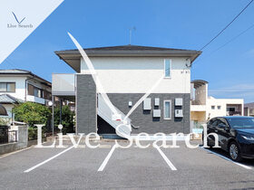 ラ・イルシオン 102 【茨城県赤塚】 の外観写真