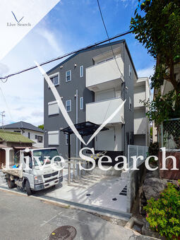 Amour fleurir 若竹 301 【大阪府北大阪急行電鉄（北大阪急行線）緑地公園駅 １５分】 の外観写真