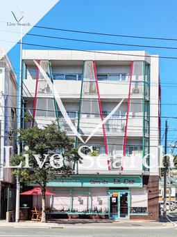 ヴィアーレ警固 302 【福岡県バス停　南薬院】 の外観写真