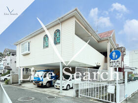 ドリームパレス大橋南 201 【福岡県バス停　西鉄バス　下日佐】 の外観写真