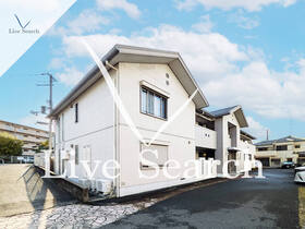 シャーメゾン深井 102 【大阪府深井駅】 の外観写真