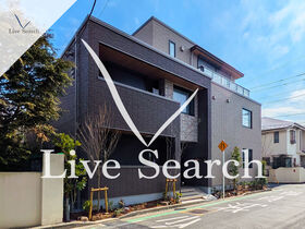 フローラ 101 【神奈川県大倉山駅】 の外観写真