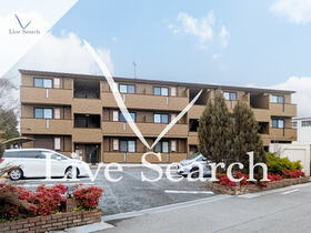 グレイスメゾン  101 【埼玉県新田】 の外観写真