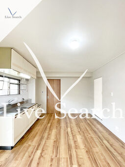 ドゥエルスマ 306 【兵庫県山陽電鉄線　須磨駅】 の画像3