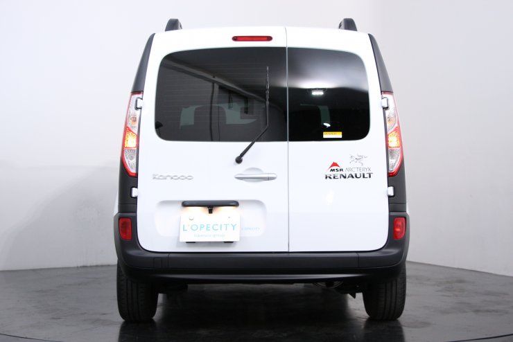 ルノー カングー ゼン 純正シートカバー アクティフ仕様バンパー