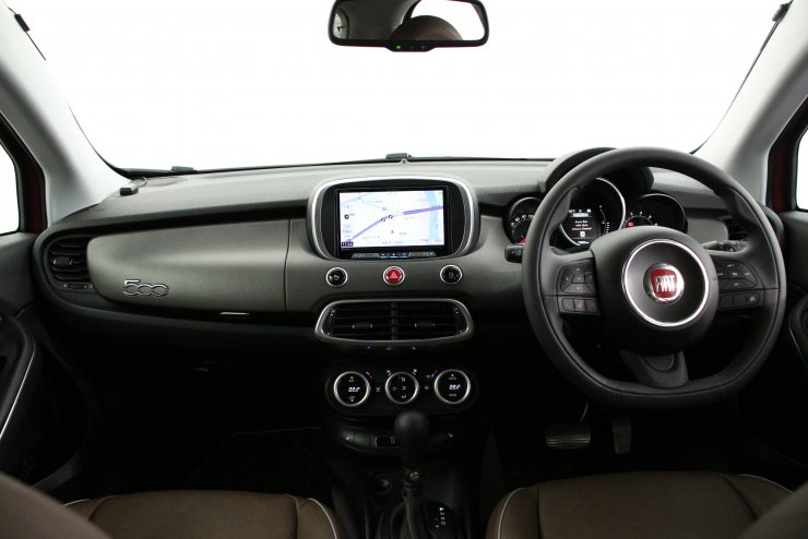 フィアット 500X クロスプラス 4WD カロッツェリアSDナビ 地デジ