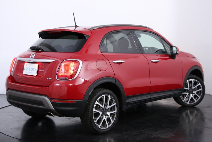 FIAT500Xクロス 純正タッチスクリーンモニター【パスコード無し】送料無料 フィアット フィアット 500Xの価格・新型情報・グレード諸元