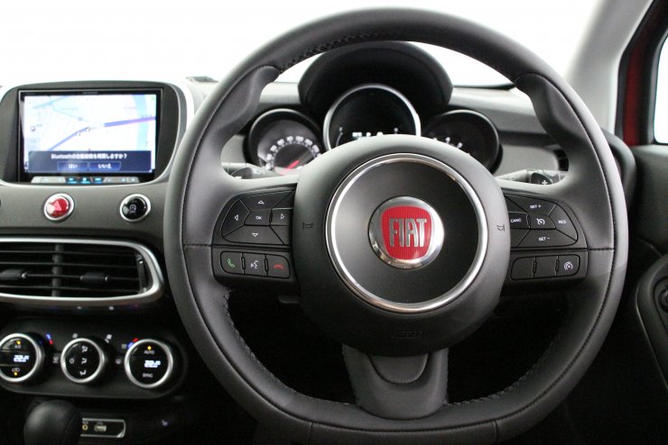 FIAT500Xクロス 純正タッチスクリーンモニター【パスコード無し】送料無料 FIAT500Xクロス 純正タッチスクリーンモニター【パスコード無し