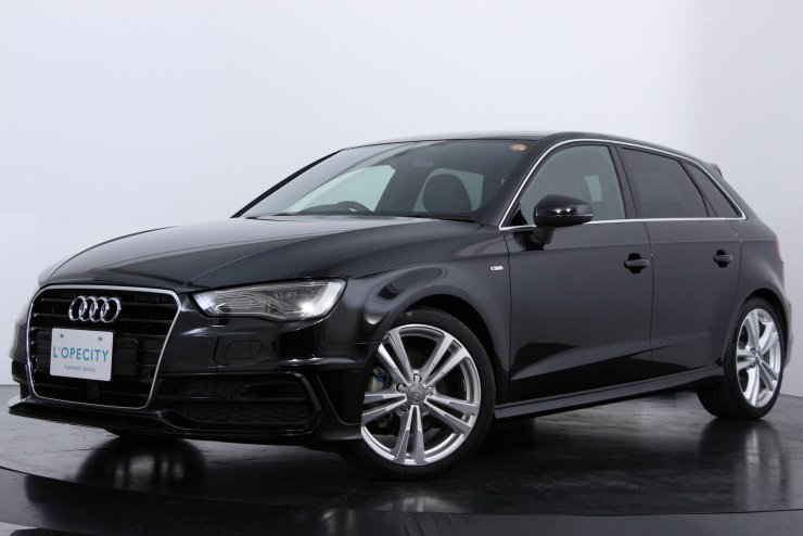 アウディ A3スポーツバック 1.4TFSI シリンダーオンデマンド Sライン