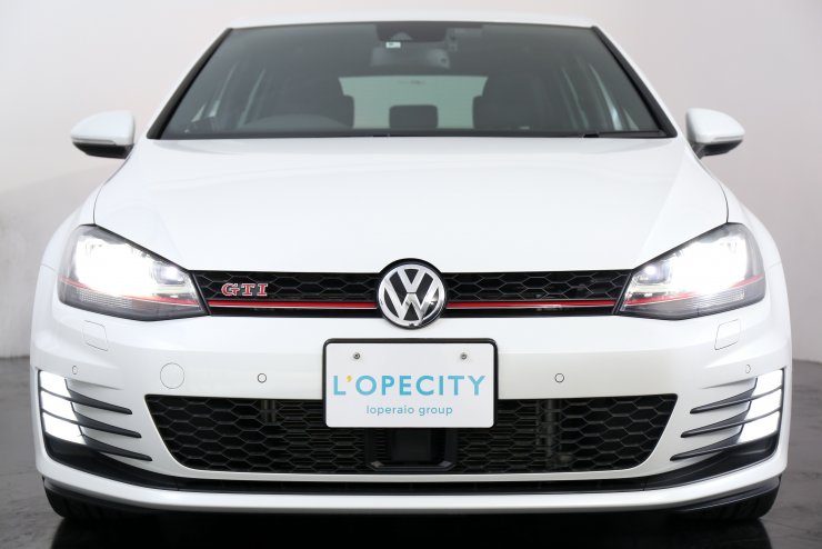 フォルクスワーゲン ゴルフ GTI DCCパッケージ 社外ドラレコ レッド