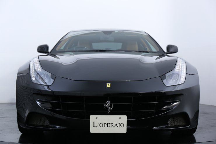 フェラーリ FF Ferrari Four 4WD 希少右ハンドル カーボン