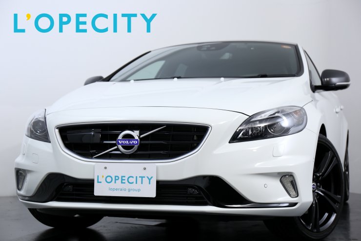 ボルボ V40 T5 R-Design カーボンED 88台限定車 ブラックレザー 純正