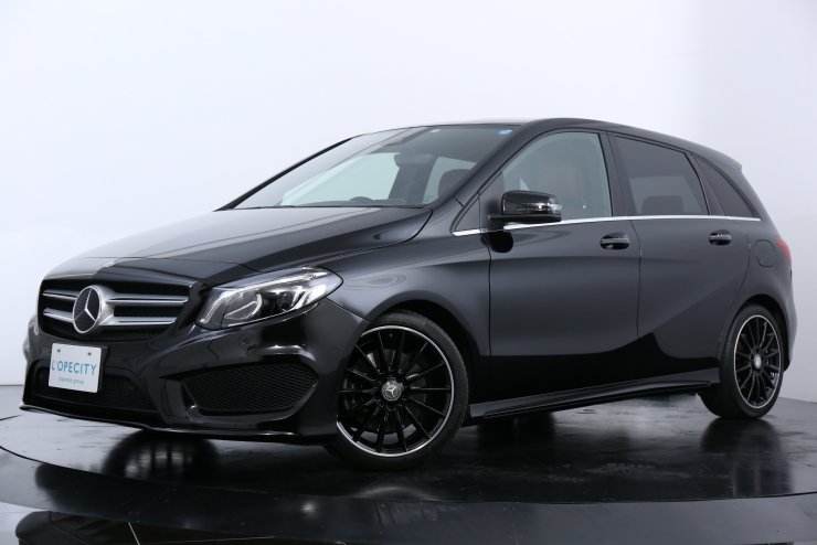 メルセデスベンツ Bクラス B250 4MATIC Sport エディションレッド 50台