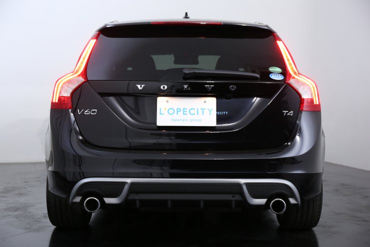 ボルボ V60 T4 Rデザイン ブラックレザー 純正HDDナビバック