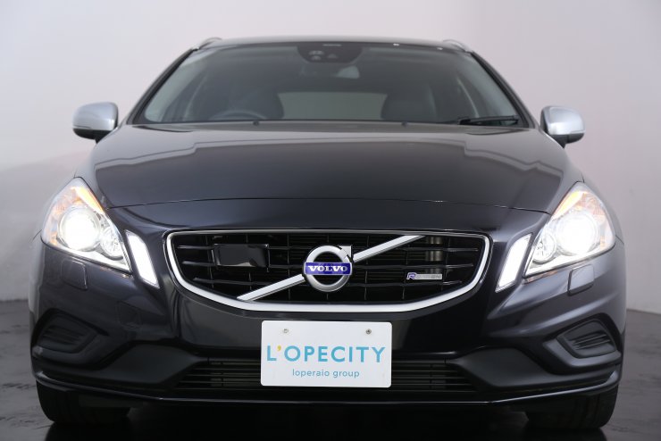 ボルボ V60 T4 Rデザイン ブラックレザー 純正HDDナビバックカメラ 地