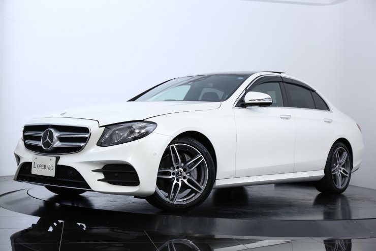 メルセデスベンツ Eクラス E250 AVANTGARDE Sports 低走行150km 現行