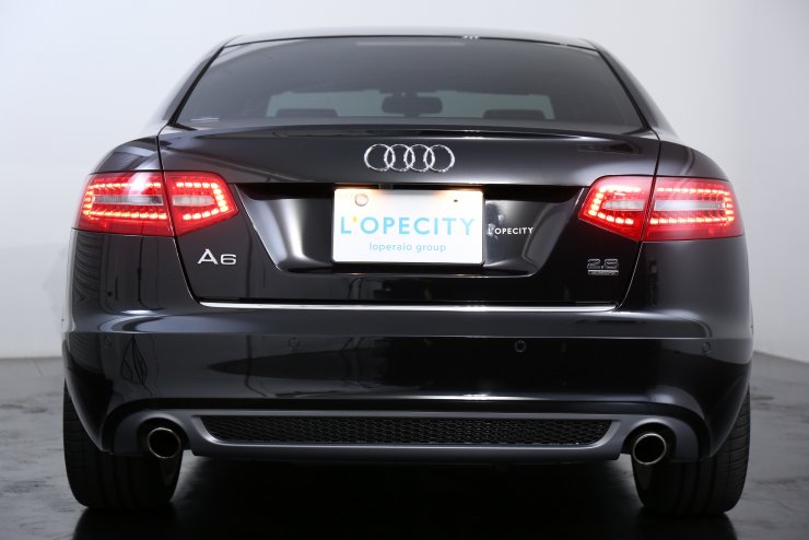 アウディ A6 A6 2.8 FSI quattro S-line plusPKG エアサスペンション