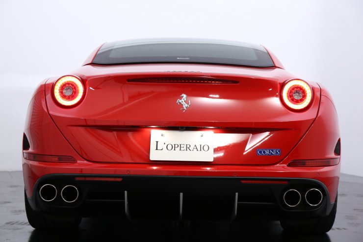 フェラーリ カリフォルニア T ロッソフェラーリレザー ビアンコ