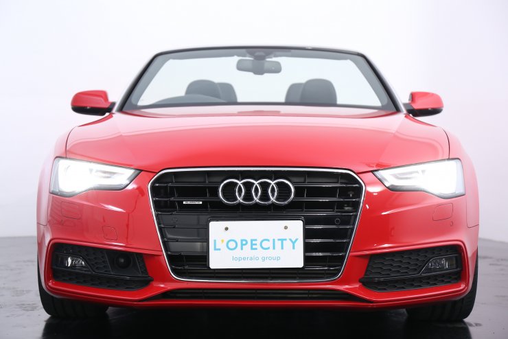 アウディ A5 A5 カブリオレ 2.0 TFSI Quattoro アウディ