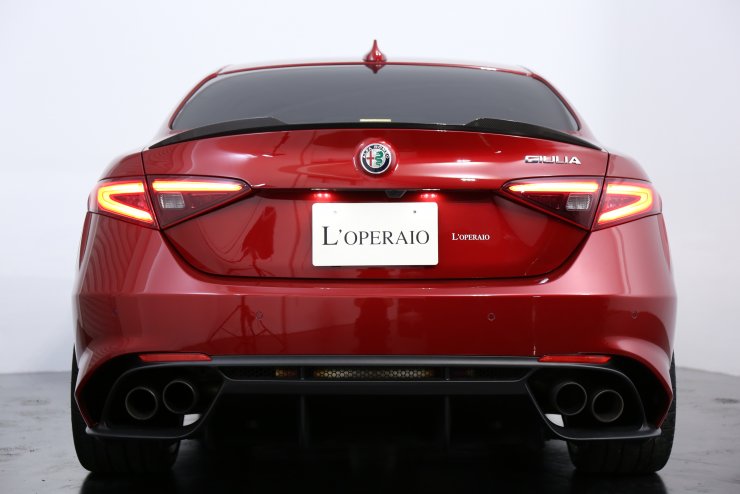 アルファーロメオ　オンディーヌ ルノー　オンディーヌ アルファロメオ ジュリア Quadrifoglio 有償色・コンペティツィオーネ