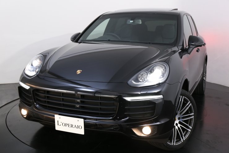 ポルシェ カイエン(Type958) Platinum Edition ティプトロニックS 4WD