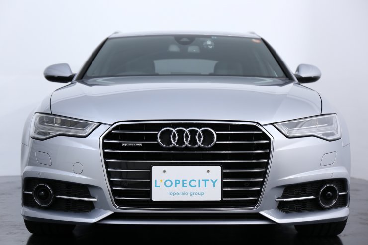 アウディ A6アバント 2.0TFSI Quattro Slineパッケージ 16年モデル