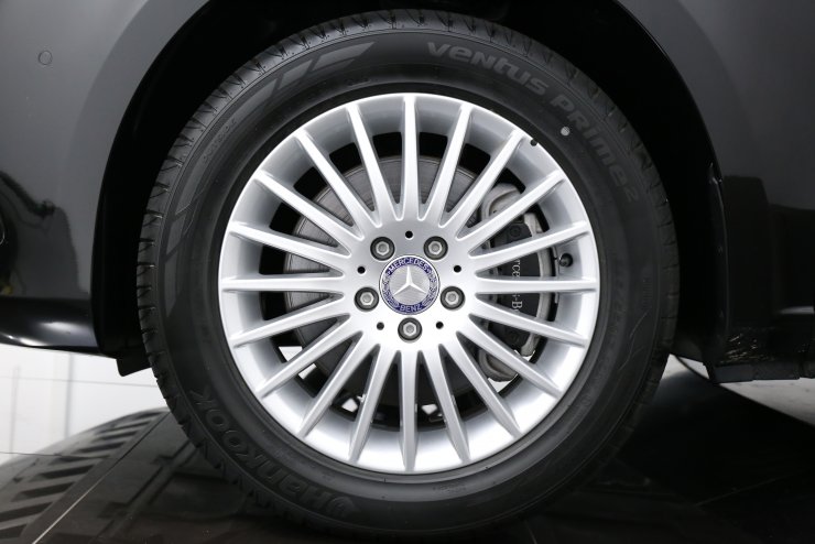 メルセデスベンツ　Vクラス　　V220d用　ホイール4本セット　中国製ブランド 純正 ベンツVクラス 19インチ V220d AMG ホイール&スタッドレス4本