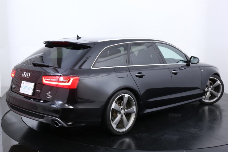 アウディ A6アバント 2.8 FSI quattro S-line plus 100台限定 ブラック