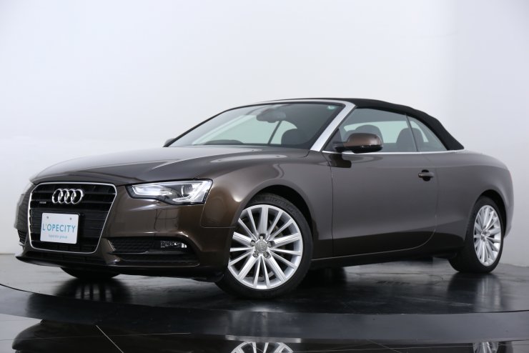 アウディ A5 A5 カブリオレ 2.0 TFSI Quattoro 後期 有償カラー 