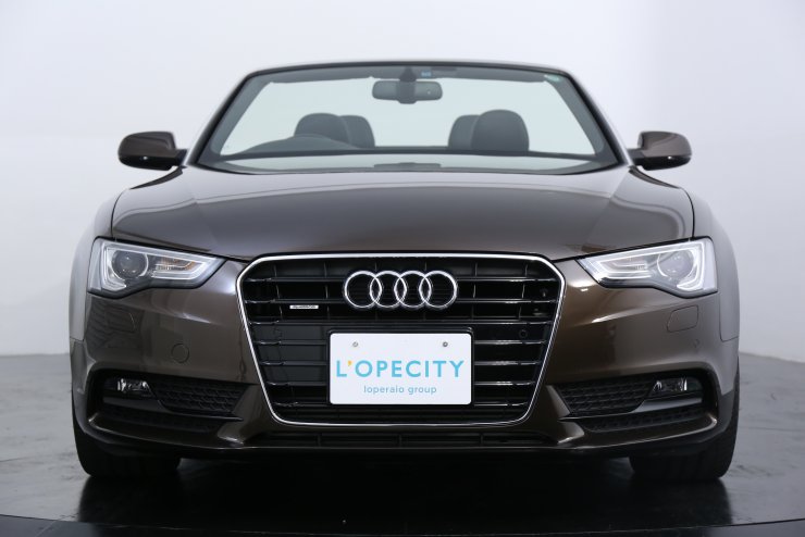 アウディ A5 A5 カブリオレ 2.0 TFSI Quattoro 後期 有償カラー 