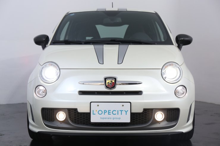 アバルト 695トリブートフェラーリ トリブートアルジャポーネ 限定50台