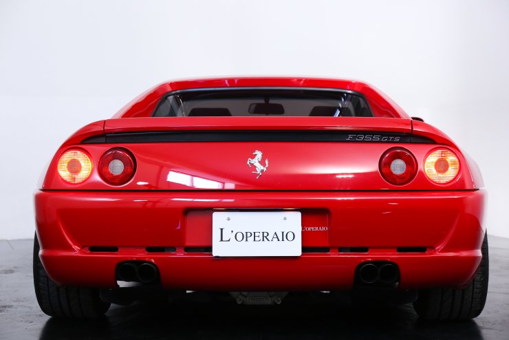 フェラーリ F355 GTS 6MT ルーフトップ同色 新車並行車 社外マフラー